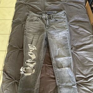 Selling because they no longer fit, have only worn a handful of times